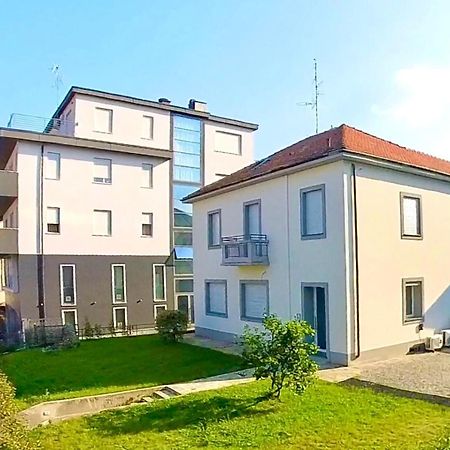 Villa Manzoni Meda Exterior photo